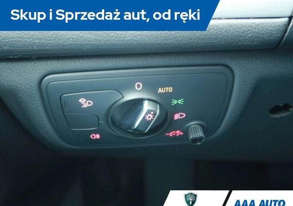 Audi A6 cena 78000 przebieg: 249026, rok produkcji 2015 z Szydłowiec małe 326